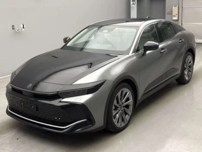 Toyota CROWN CROSSOVER