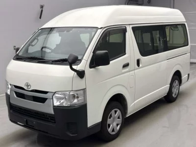 Toyota HIACE VAN  с аукциона в Японии
