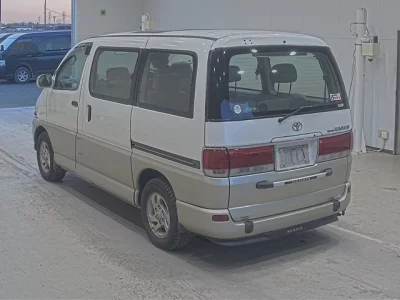 Toyota HIACE REGIUS