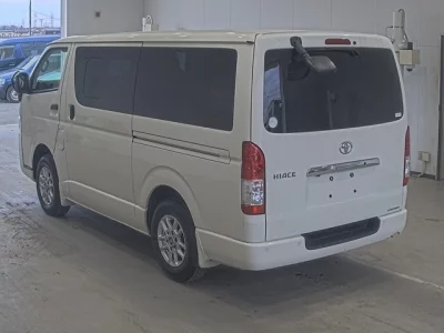 Toyota HIACE VAN  с аукциона в Японии