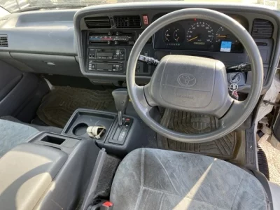 Toyota HIACE VAN  с аукциона в Японии