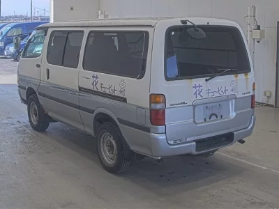 Toyota HIACE VAN  с аукциона в Японии