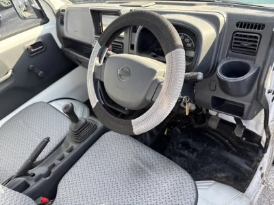Nissan CLIPPER TRUCK