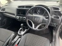 Honda FIT лот № 20370 оценка RA  с аукциона в Японии 3