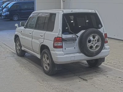 Mitsubishi PAJERO IO