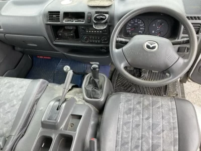 Mazda BONGO BRAWNY VAN