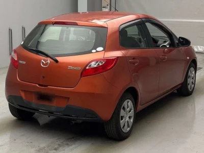 Mazda DEMIO