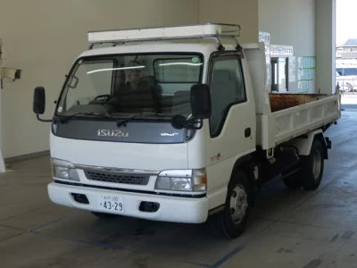 Isuzu ELF