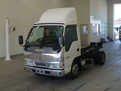 Isuzu ELF