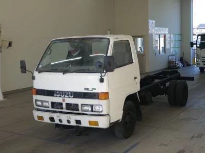 Isuzu ELF