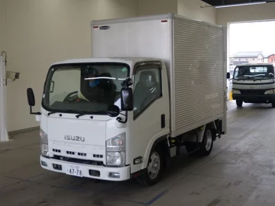 Isuzu ELF