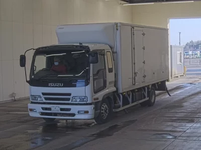 Isuzu FORWARD