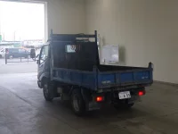 Hino DUTRO лот № 1876 оценка 3  с аукциона в Японии 1