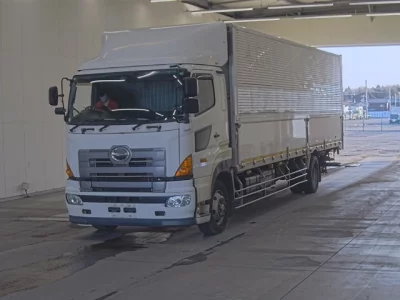 Hino TRUCK