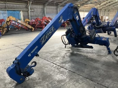 TADANO CRANE