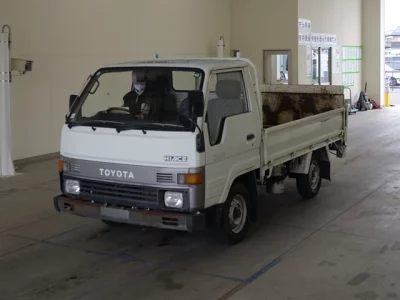 Toyota HIACE TRUCK