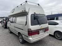Toyota HIACE VAN лот № 80018 оценка 0  с аукциона в Японии 1