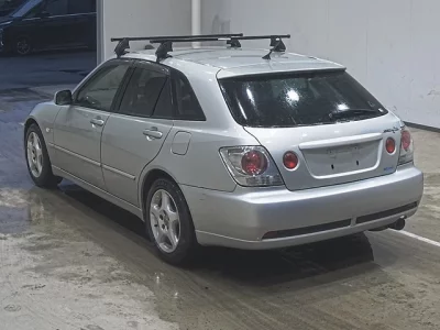 Toyota ALTEZZA WAGON