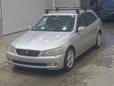 Toyota ALTEZZA WAGON
