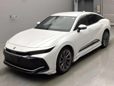 Toyota CROWN CROSSOVER