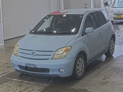 Toyota IST
