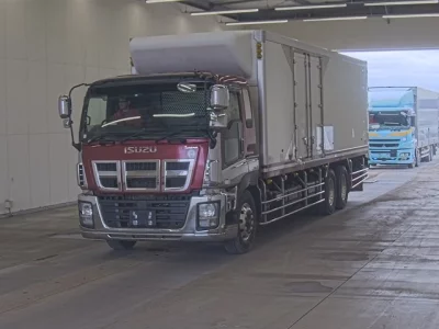 Isuzu TRUCK