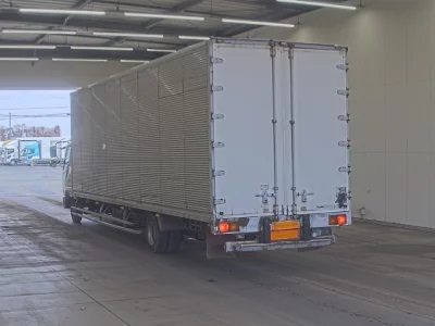 Mitsubishi FUSO FIGHTER