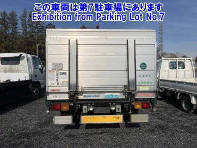 Hino TRUCK