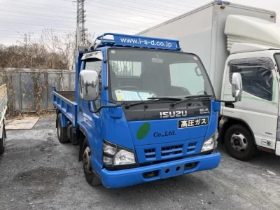 Isuzu ELF