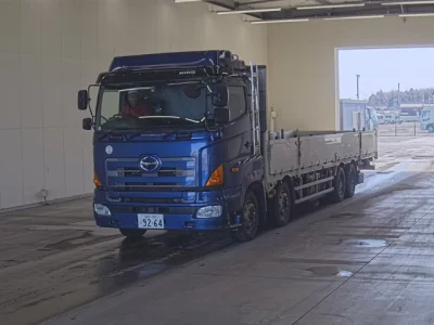 Hino TRUCK