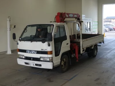 Isuzu ELF