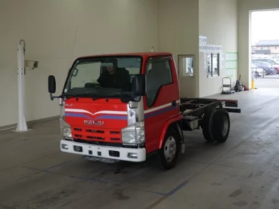 Isuzu ELF