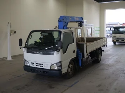 Isuzu ELF