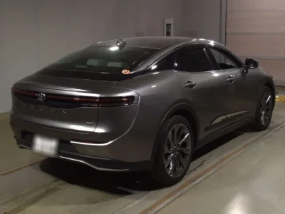 Toyota CROWN CROSSOVER