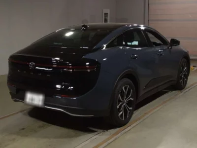 Toyota CROWN CROSSOVER