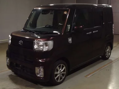 Toyota PIXIS MEGA