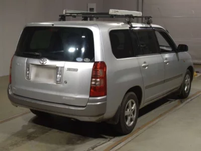 Toyota SUCCEED  с аукциона в Японии