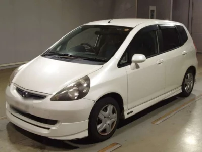 Honda FIT  с аукциона в Японии