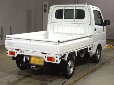Nissan CLIPPER TRUCK