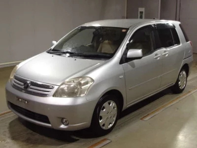 Toyota RAUM