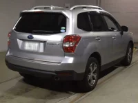 Subaru FORESTER лот № 2225 оценка 4  с аукциона в Японии 1