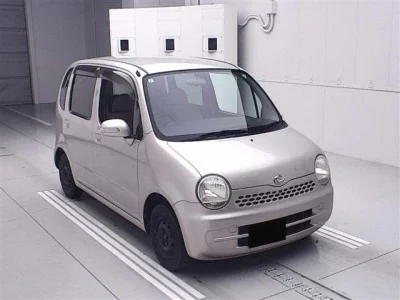 Daihatsu MOVE LATTE