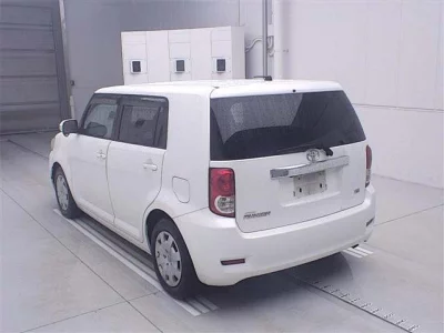 Toyota COROLLA RUMION