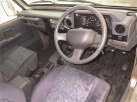 Toyota LAND CRUISER лот № 60061 оценка 4  с аукциона в Японии 2