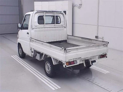 Nissan CLIPPER TRUCK