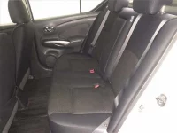 Nissan LATIO лот № 70067 оценка 3.5  с аукциона в Японии 6