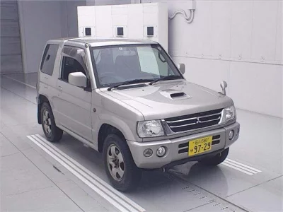Mitsubishi PAJERO MINI