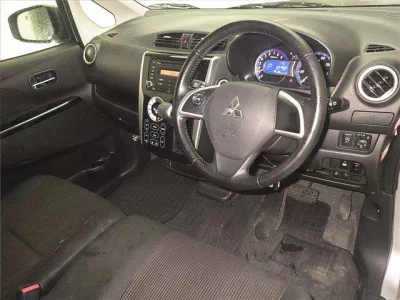 Mitsubishi EK CUSTOM