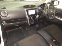 Mitsubishi EK CUSTOM лот № 70039 оценка 4  с аукциона в Японии 3