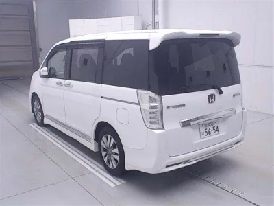 Honda STEP WAGON